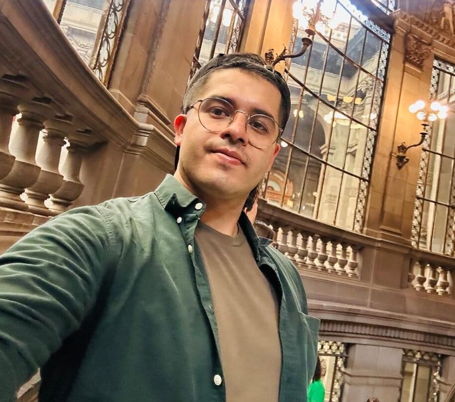 Dr. Elton Everardo Díaz Figueroa