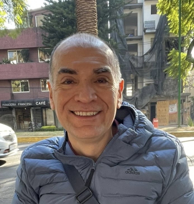 Dr. Pablo Velázquez